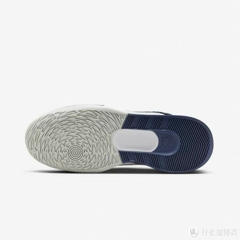 开学了，给娃选一双六边形战士运动鞋：Nike Crosscourt