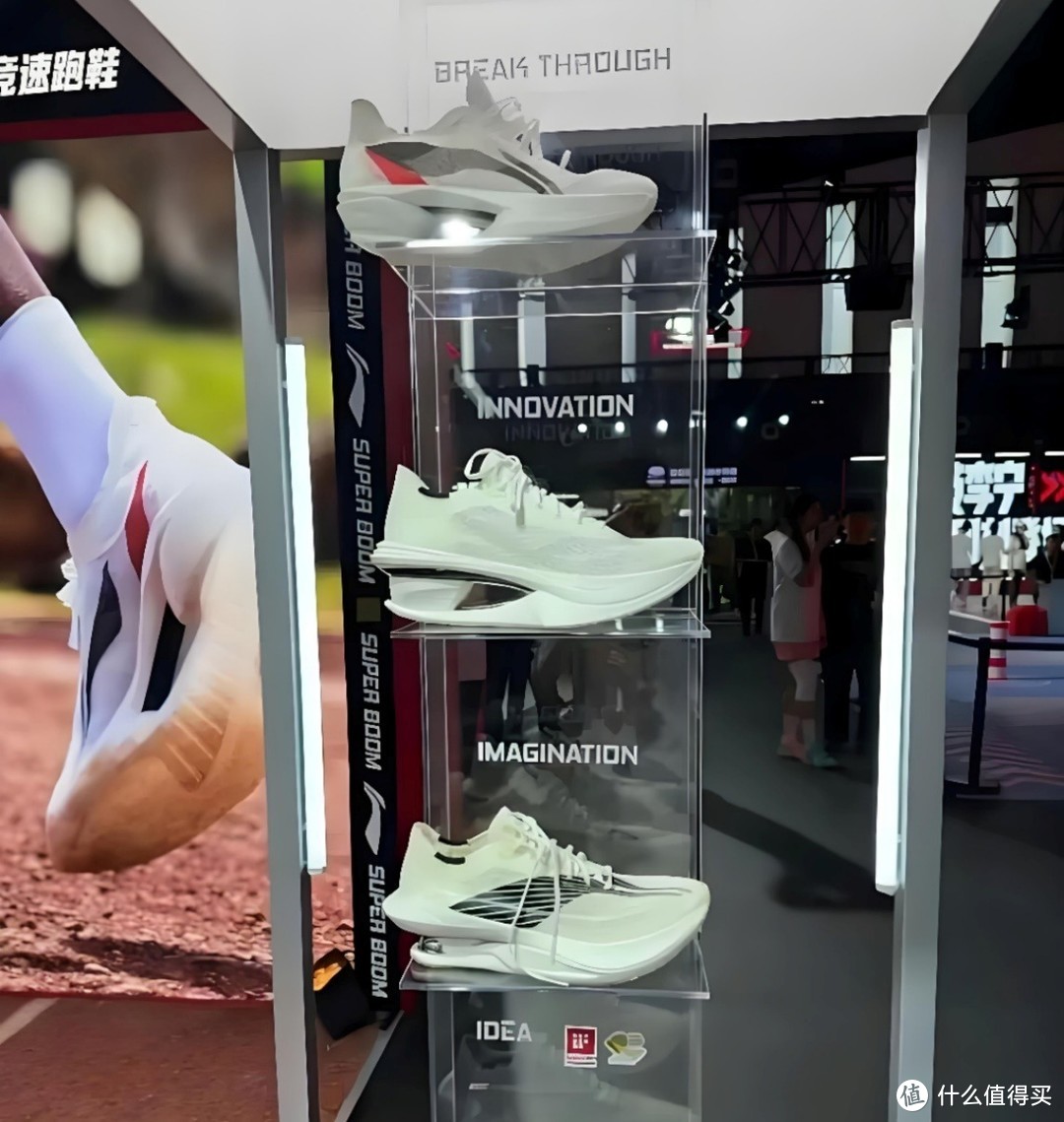 2025，国产品牌叙事运动鞋服市场未来